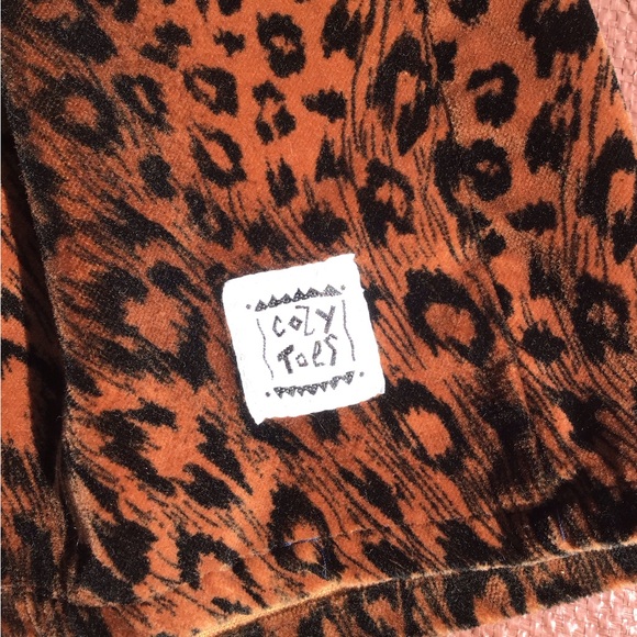 Brown velvet leopard print child jumper dress Size 4 - Picture 2 of 4